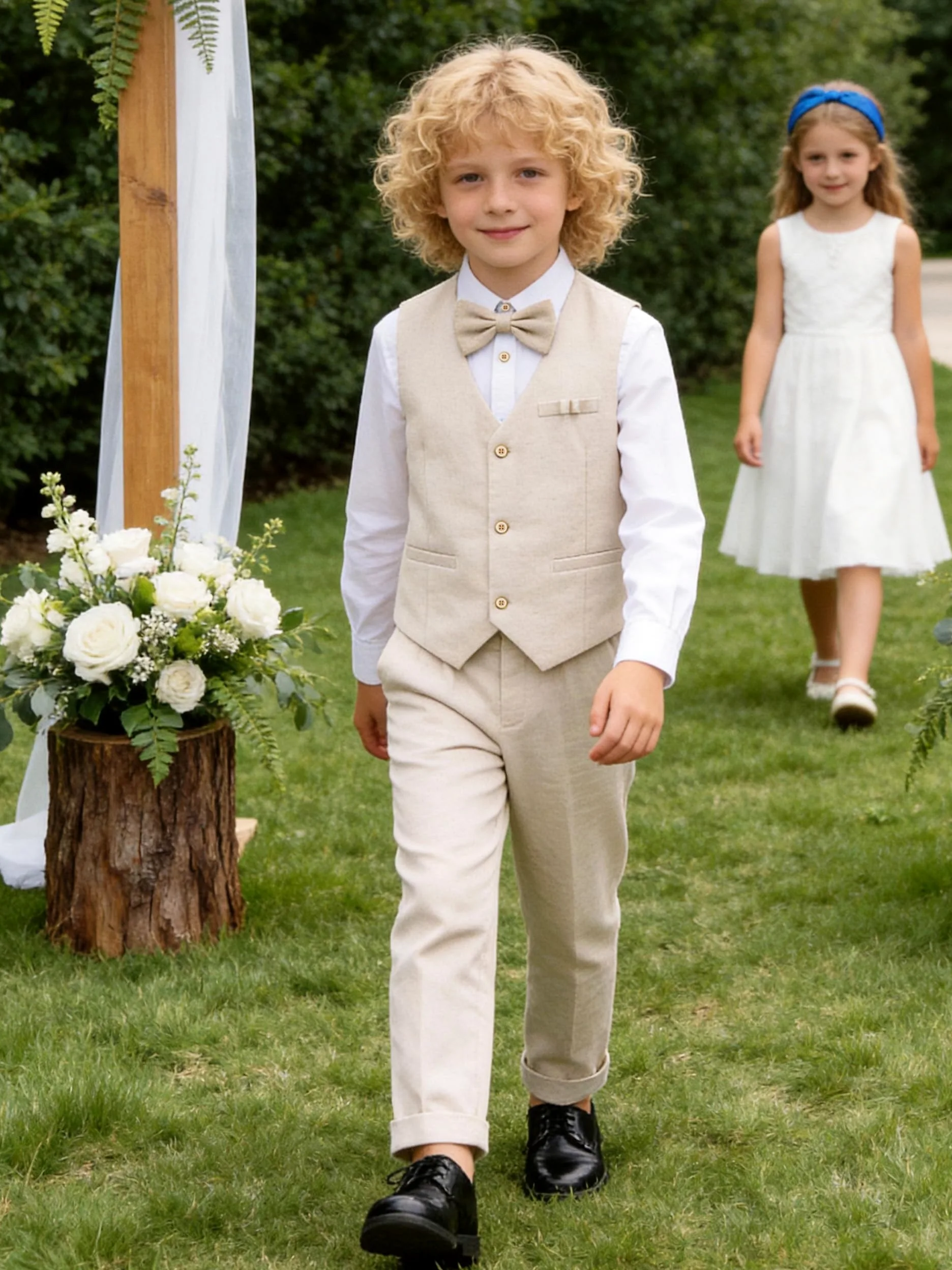 LOLANTA 4 Pièces Costume Garçon Mariage, Lin Gilet Pantalon Vetement Cérémonie Enfant, Tenue en Baptême, Fête d'anniversaire, Gilet+Pantalon+Chemise+Bowtie