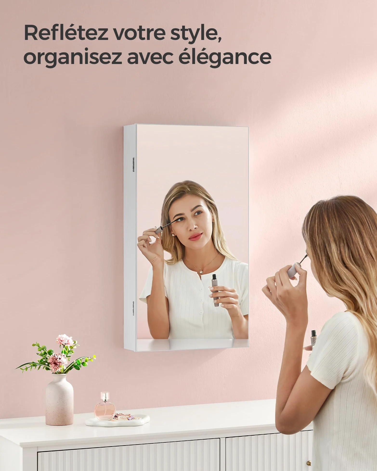 SONGMICS Armoire à Bijoux Miroir avec Éclairage LED Intégré, Rangement pour Bijoux Mural ou à Suspendre sur Une Porte, Armoire Miroir Suspendue 9,7 x 37 x 67 cm, Blanc JJC050W01