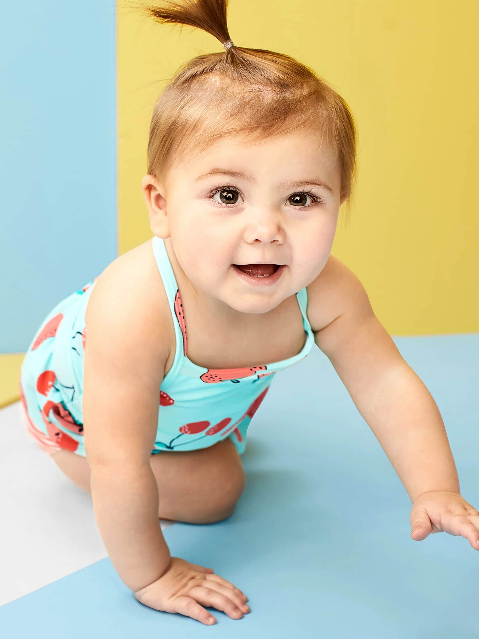 Simple Joys by Carter's 3-Piece Assorted Rashguard Sets Ensemble de Maillot dermoprotecteur Bébé Fille (Lot de 1)