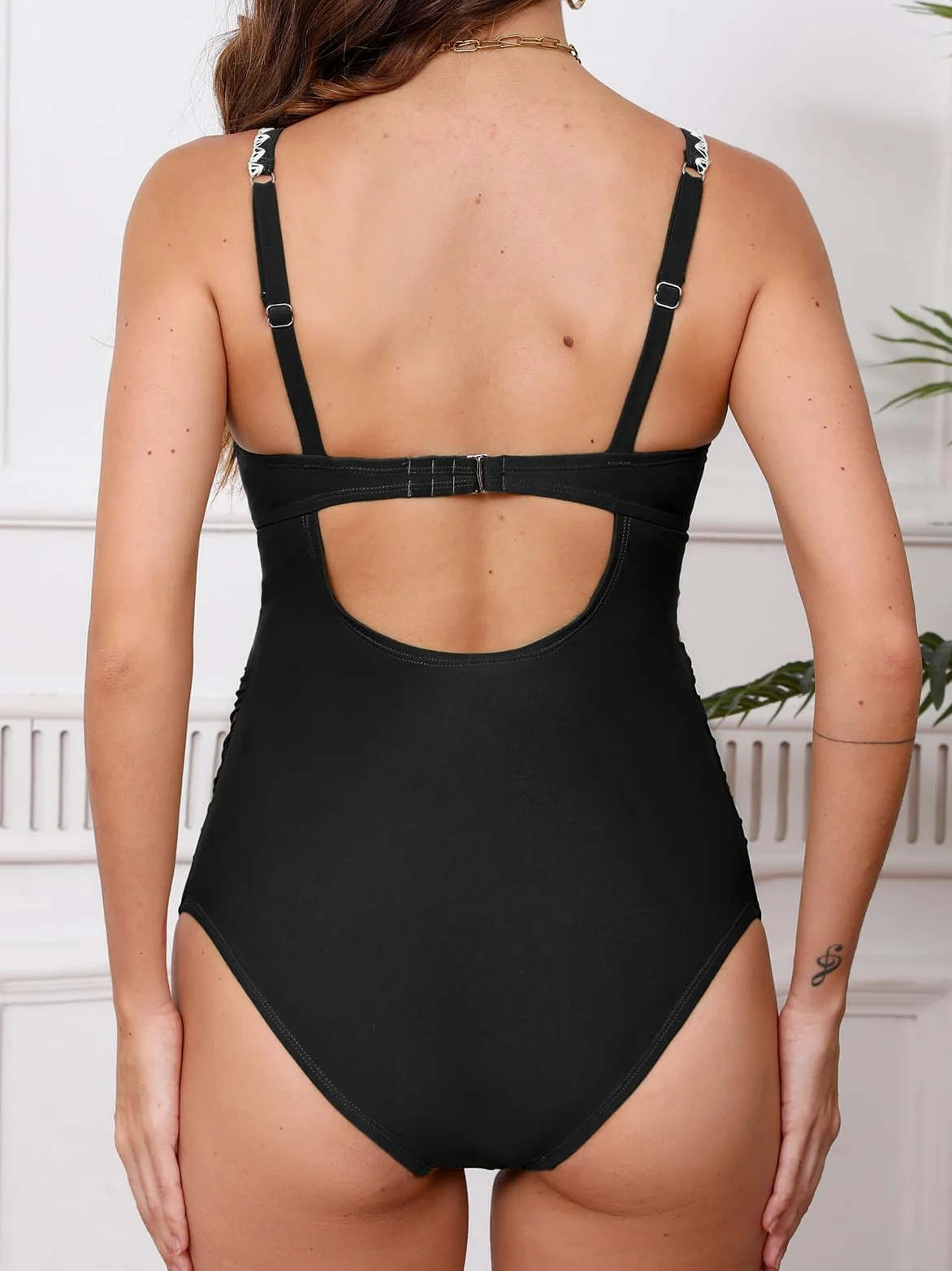 CUPSHE Maillot de bain une pièce de maternité pour femme avec bretelles réglables, coque froncée cousue dans le dos, maillot de bain pour la grossesse