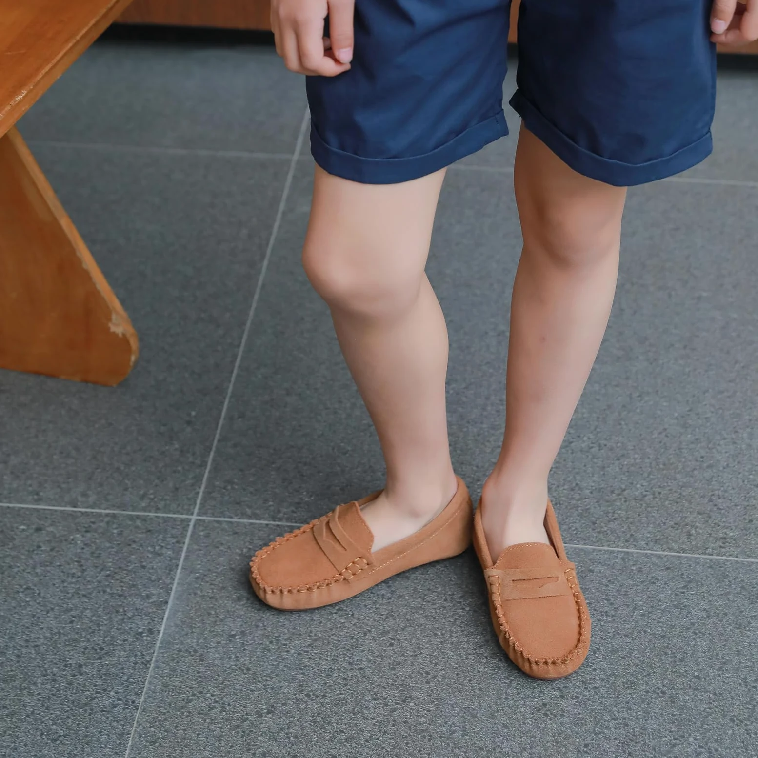 WUIWUIYU Garçon Classique Mocassins Fille Formel Robe École Chaussures Chaussure d'uniforme Scolaire
