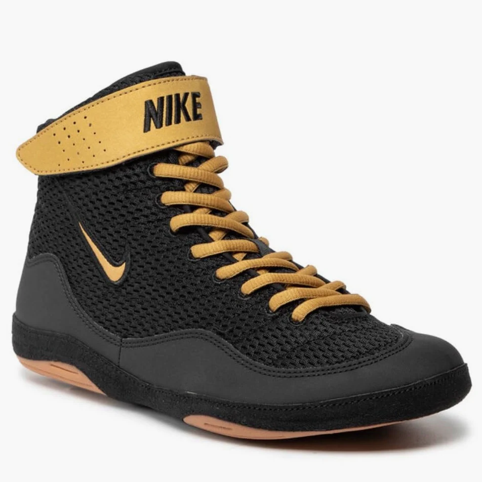 Inflict 3 chaussures de lutte par Nike
