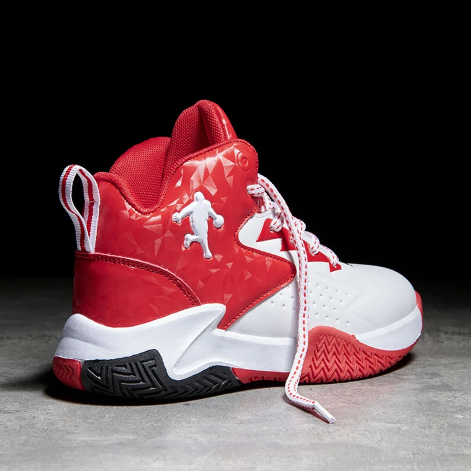 Chaussures de Basket pour Grand Enfant Adolescent, Antidérapantes Respirantes Confortables pour Garçons et Filles