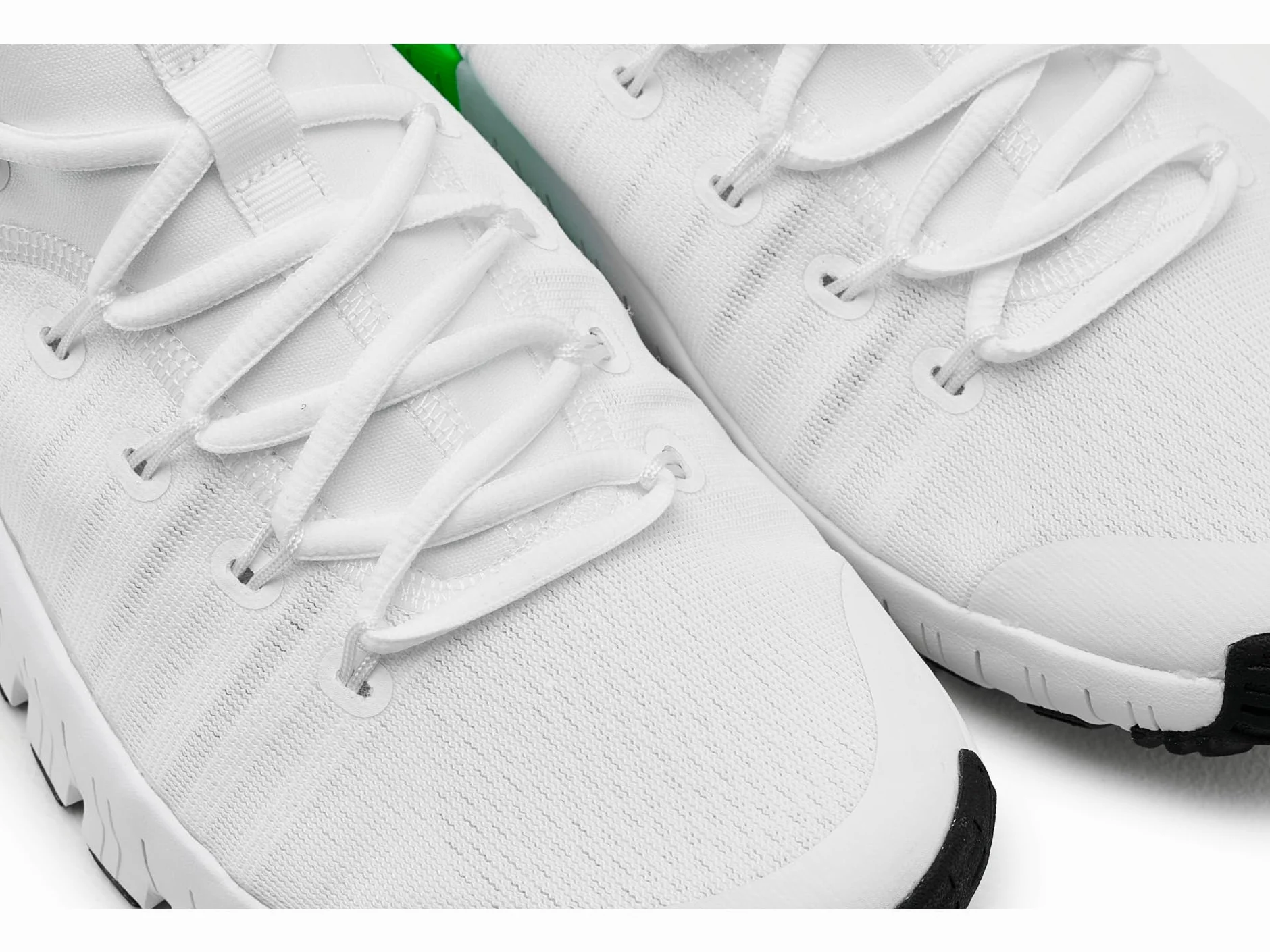 Nike Homme Free Metcon 6 Chaussure d'athlétisme, White/Black/Green Strike/Black, 44 EU