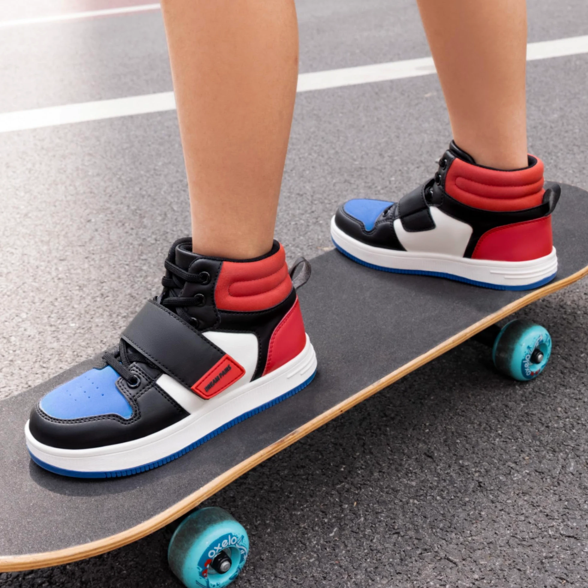 DREAM PAIRS Baskets Montantes Garçon Fille, Chaussures de Basketball et Sport Enfant, Sneakers Hautes Confortables pour Activités et Jeu Quotidien